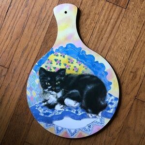Black & White Kitty Cat Wood Cutting Board By Design Imports in Britain
